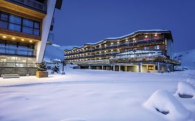 Gudauri Hills Apart Hotel